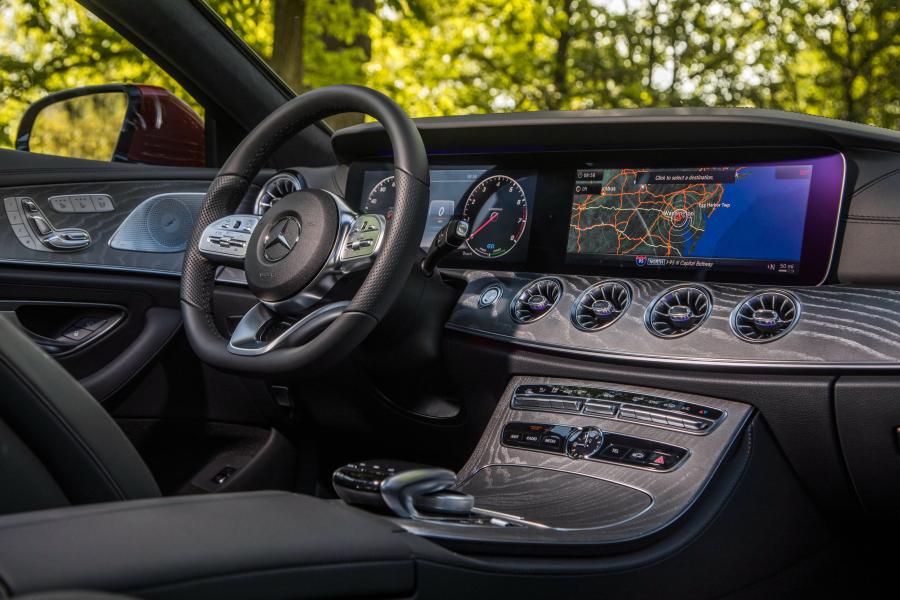 Интерьер Mercedes-Benz CLS450 AMG Line (C257) 2018 года  (NA) (фото 26 из 46)
